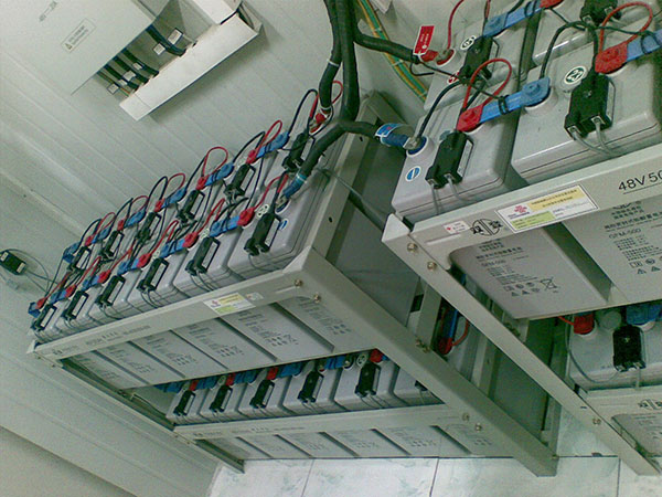 机房蓄电池远程数据采集系统