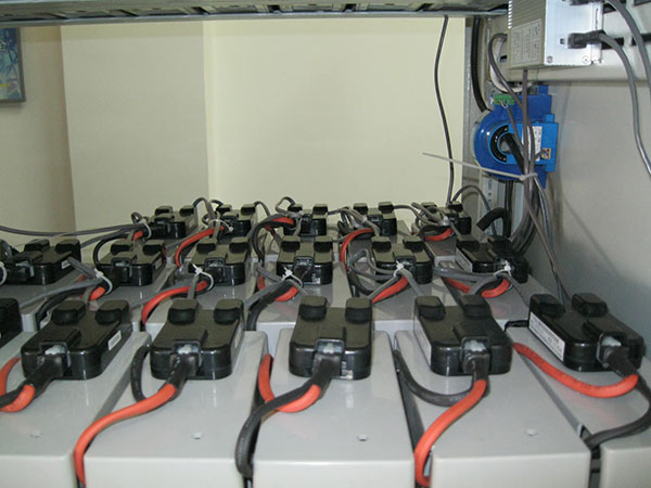 蓄电池内阻在线监测系统