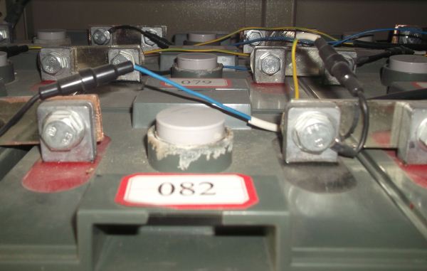 机房蓄电池监测